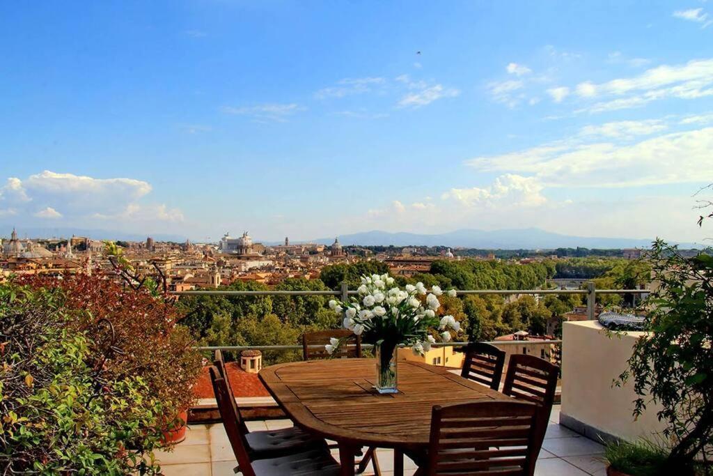 Sant'Onofrio Terrace Apartment Рим Екстер'єр фото